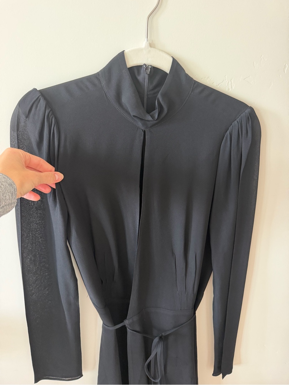 Reformation Black Long-Sleeve Keyhole Mini Dress - Picture 5 of 5